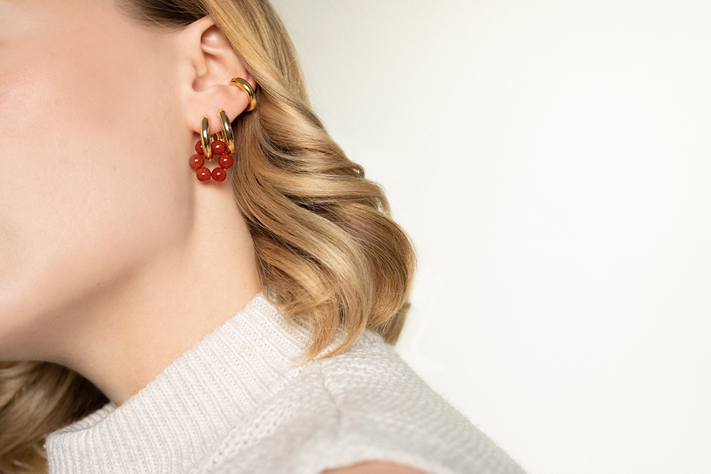 Bunte Ohrringe und Creolen in Gold und Silber Madeleine Issing